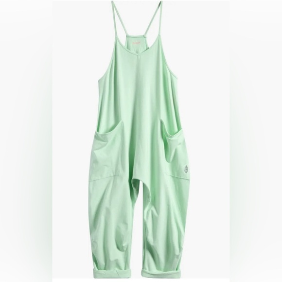 FP Movement Hot Shot Jumpsuit Pistachio Slouchy Relaxed Boho Size XL - Picture 3 of 8
